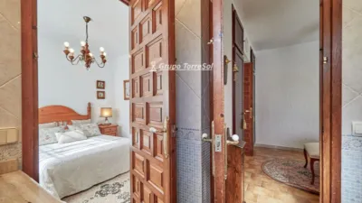 Townhouse for sale in Carrer d'Alorda Park photo 24