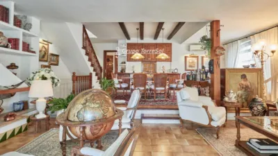 Townhouse for sale in Carrer d'Alorda Park photo 47