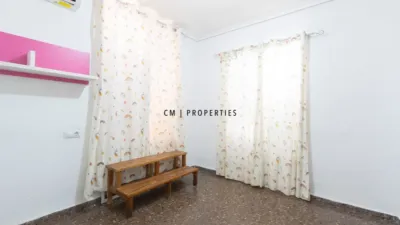 Chalet en alquiler en Carrer de Juan Vilar Arenes, Alameda Parc (Manises) de 1.700 €<span>/mes</span>