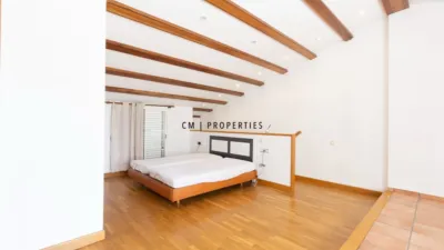 Chalet en alquiler en Carrer de Juan Vilar Arenes, Alameda Parc (Manises) de 1.700 €<span>/mes</span>