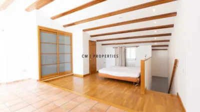 Chalet en alquiler en Carrer de Juan Vilar Arenes, Alameda Parc (Manises) de 1.700 €<span>/mes</span>