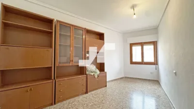 Flat for sale on Calle Hermano Martín Salvador photo 5