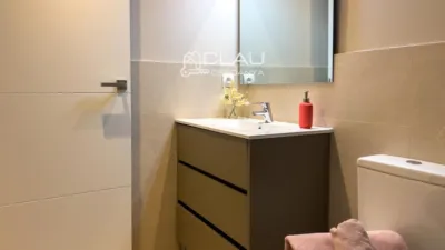 Piso en venta en Calle Rue de La Gare, Número 2, Sainte-Léocadie de 330.000 €