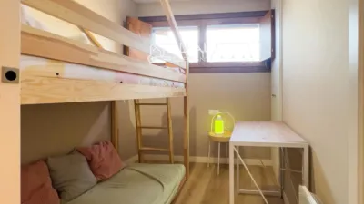 Piso en venta en Calle Rue de La Gare, Número 2, Sainte-Léocadie de 330.000 €