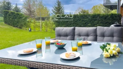 Piso en venta en Calle Rue de La Gare, Número 2, Sainte-Léocadie de 330.000 €