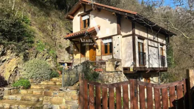 Casa en venta en Calle Poblado Lon, Número 32 - Vista 5