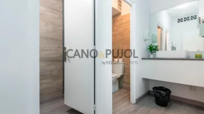 Chalet on Avinguda de l'Electricitat photo 51