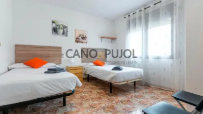 Chalet on Avinguda de l'Electricitat photo 90