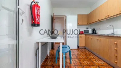 Chalet on Avinguda de l'Electricitat photo 96