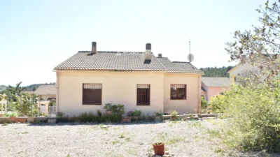 Chalet on Carrer de l'Assutzena photo 2