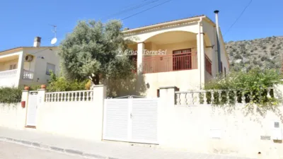 Chalet on Carrer de l'Assutzena photo 4