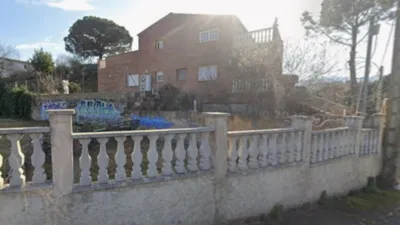 Chalet on Santa Coloma Farners Street (Ago photo 8