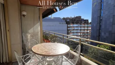 Penthouse on Carrer de Santaló photo 10