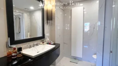 Penthouse on Carrer de Santaló photo 24