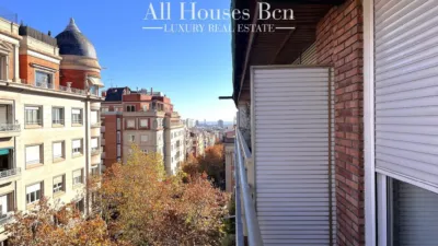 Penthouse on Carrer de Santaló photo 36