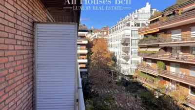 Penthouse on Carrer de Santaló photo 39