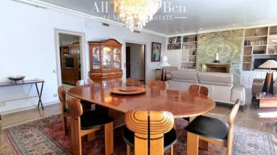 Penthouse on Carrer de Santaló photo 5