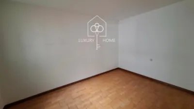 House in Centre photo 26