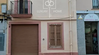 House in Centre photo 2
