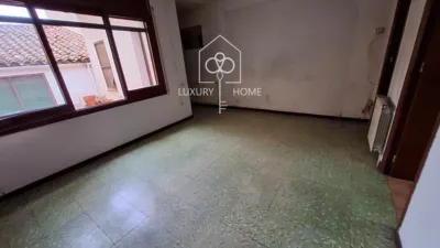 House in Centre photo 8