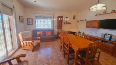 Chalet on Avinguda de Santa Maria de Montserrat photo 24