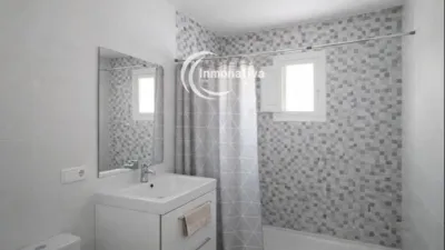 Semi-detached house in Daimes photo 9