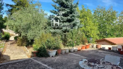 House in Millana photo 37