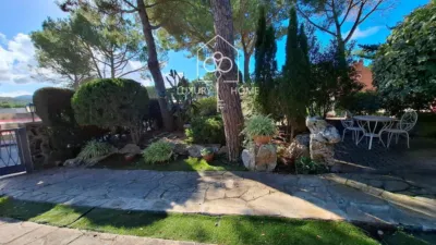 Chalet in Begues Park photo 3