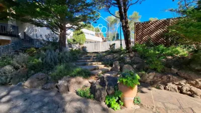 Chalet in Begues Park photo 6