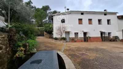 Chalet in Begues photo 2