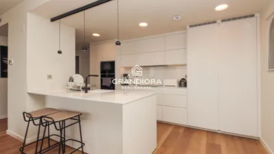 Penthouse in Can Girona-Terramar-Vinyet photo 17