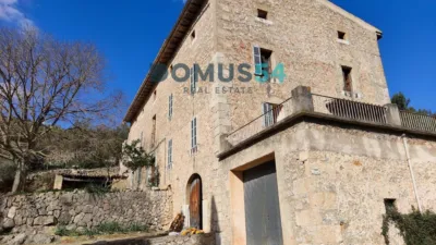 Rustic finca in Alaró photo 21