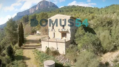 Rustic finca in Alaró photo 3