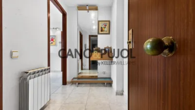 Apartment in La Serra de Galliners photo 2