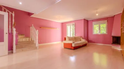 Semi-detached house in Estación Renfe-Los Manantiales photo 2