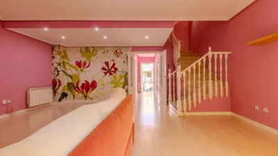 Semi-detached house in Estación Renfe-Los Manantiales photo 4