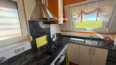 Duplex on Carrer de la Garrotxa photo 9