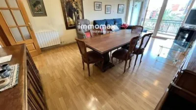 Apartment in Centre photo 2