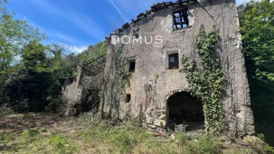 House in Sant Joan Les Fonts photo 23