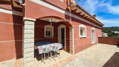 Chalet on Avinguda dels Jardins photo 46