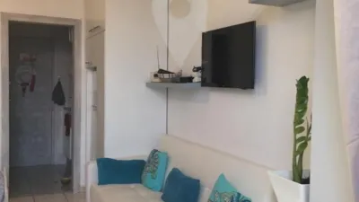 Apartment on Carrer de l'Alhambra photo 5