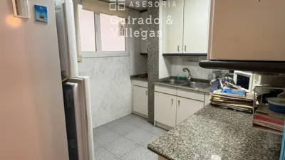 Flat on Carrer de Cantàbria photo 12