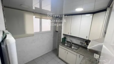 Flat on Carrer de Cantàbria photo 14