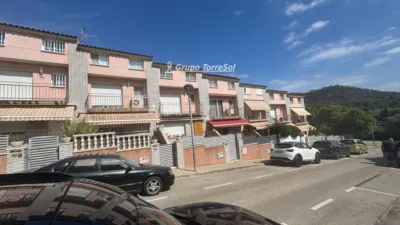 Terraced house in Carrer del Bisbe Català photo 25