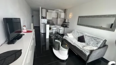 Apartment on Carrer de Pedro Calderón de la Barca photo 2