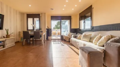 Casa adosada en venta en Avinguda de Cadis, 87, cerca de Carrer de Valls, Miami Platja (Mont-roig del Camp) de 382.000 €