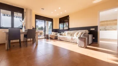 Casa adosada en venta en Avinguda de Cadis, 87, cerca de Carrer de Valls, Miami Platja (Mont-roig del Camp) de 382.000 €