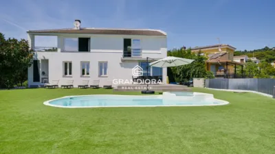Chalet in Santa Susanna photo 2