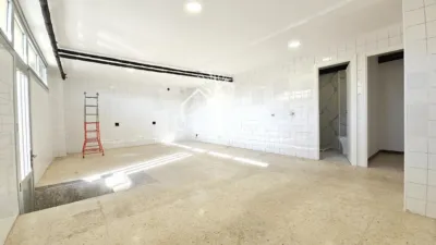 Local comercial en alquiler en Caranza - Vista 4