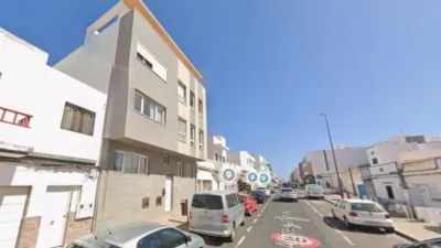 Apartment on Almirante Lallermand Street photo 6